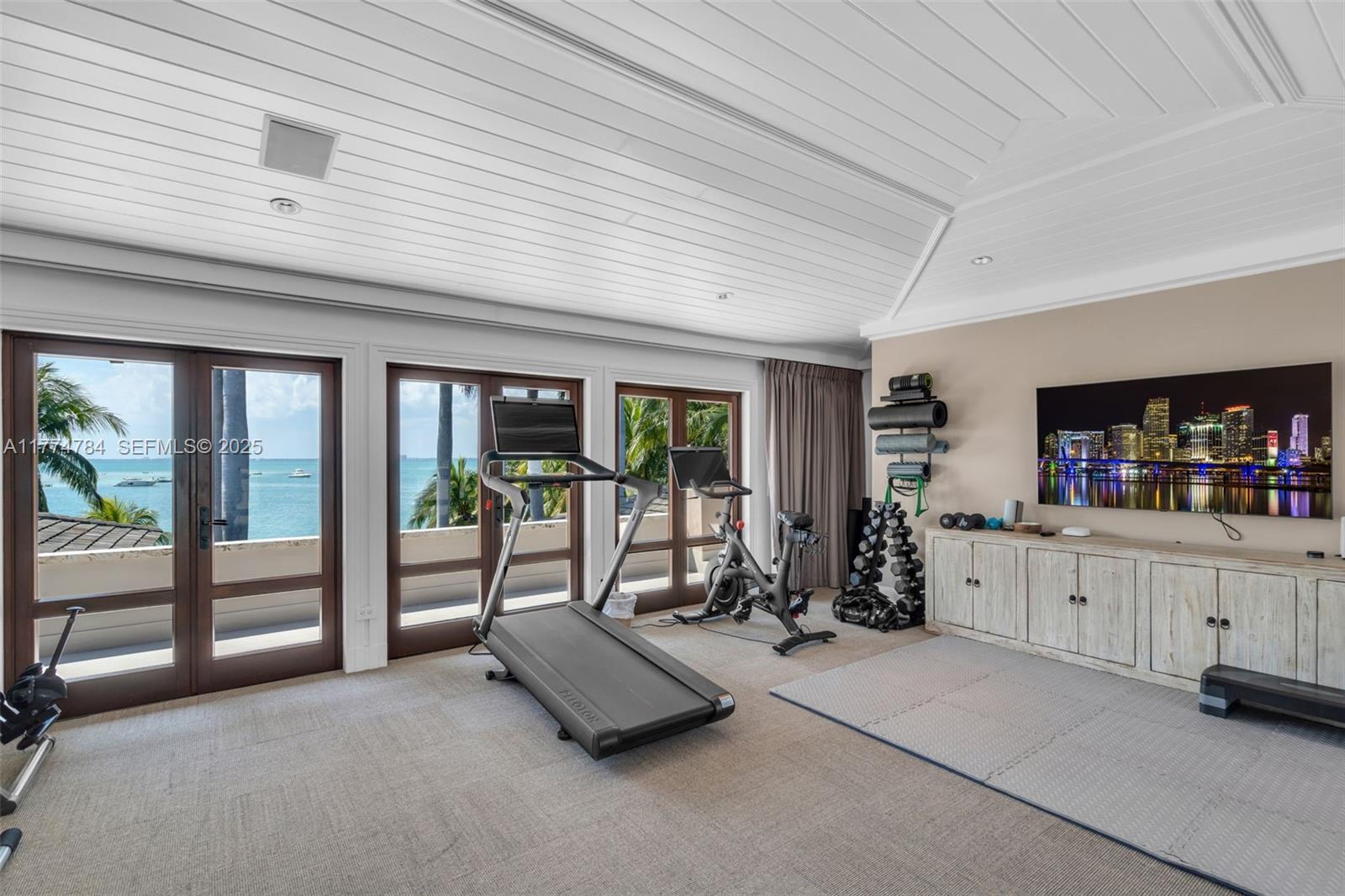 9 Harbor Point Property Photo 61