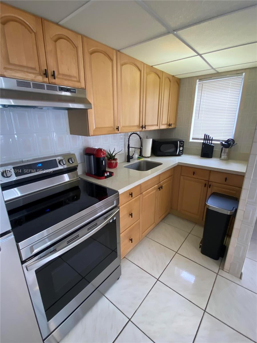 3210 Canal Drive 8 Property Photo 3