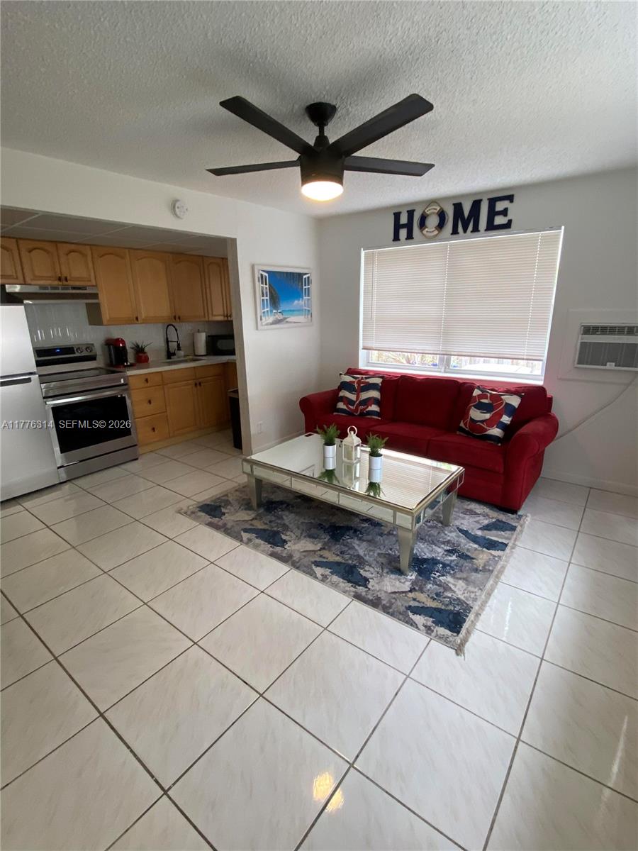 3210 Canal Drive 8 Property Photo 12