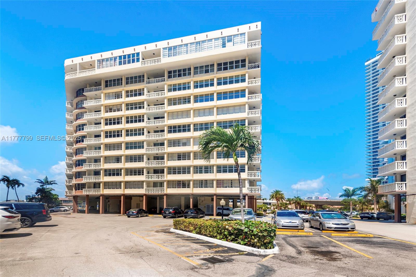 1817 S Ocean Drive 628 Property Photo 1