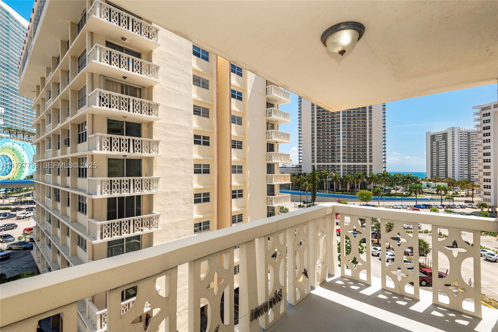 1817 S Ocean Drive 628 Property Photo 3