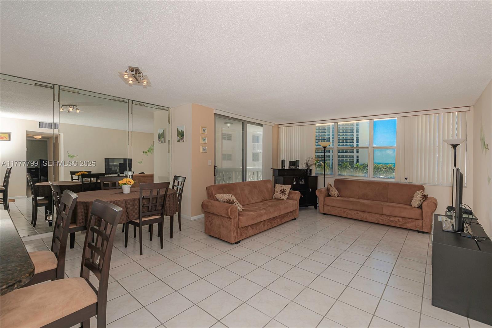 1817 S Ocean Drive 628 Property Photo 4