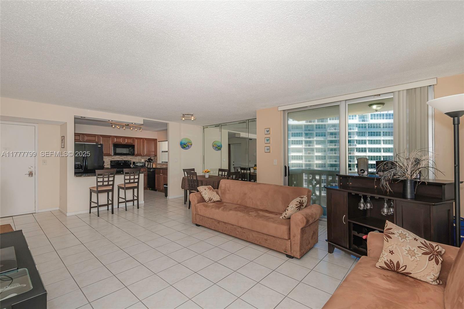 1817 S Ocean Drive 628 Property Photo 7