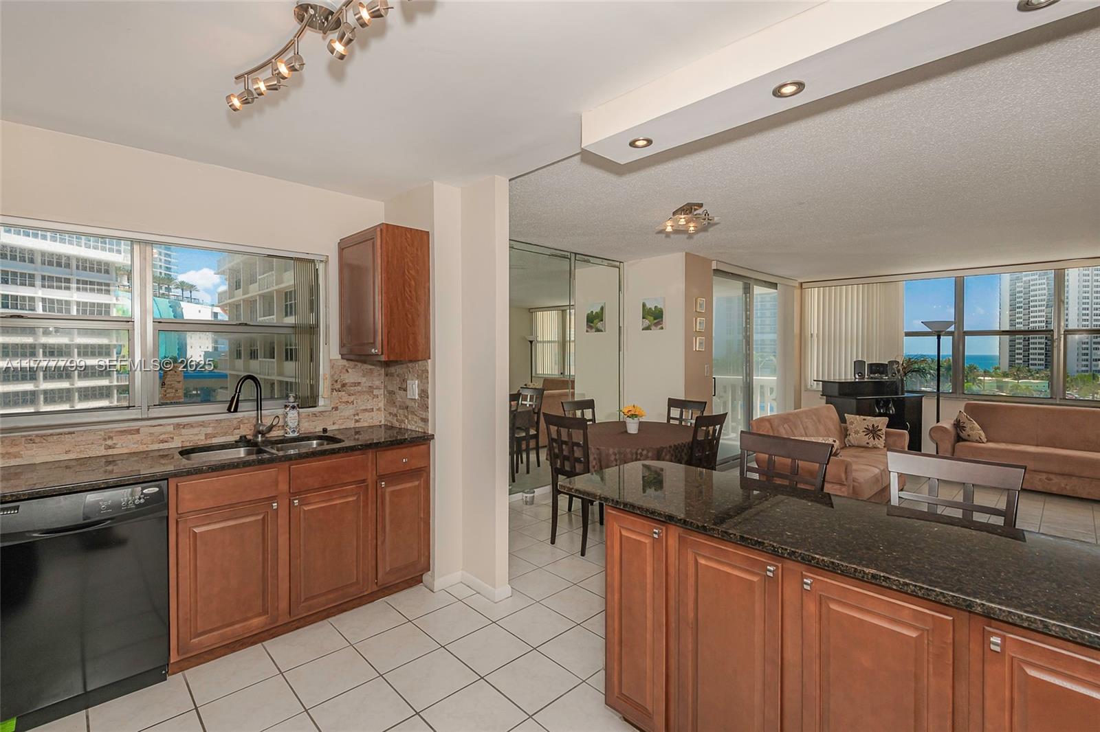 1817 S Ocean Drive 628 Property Photo 15