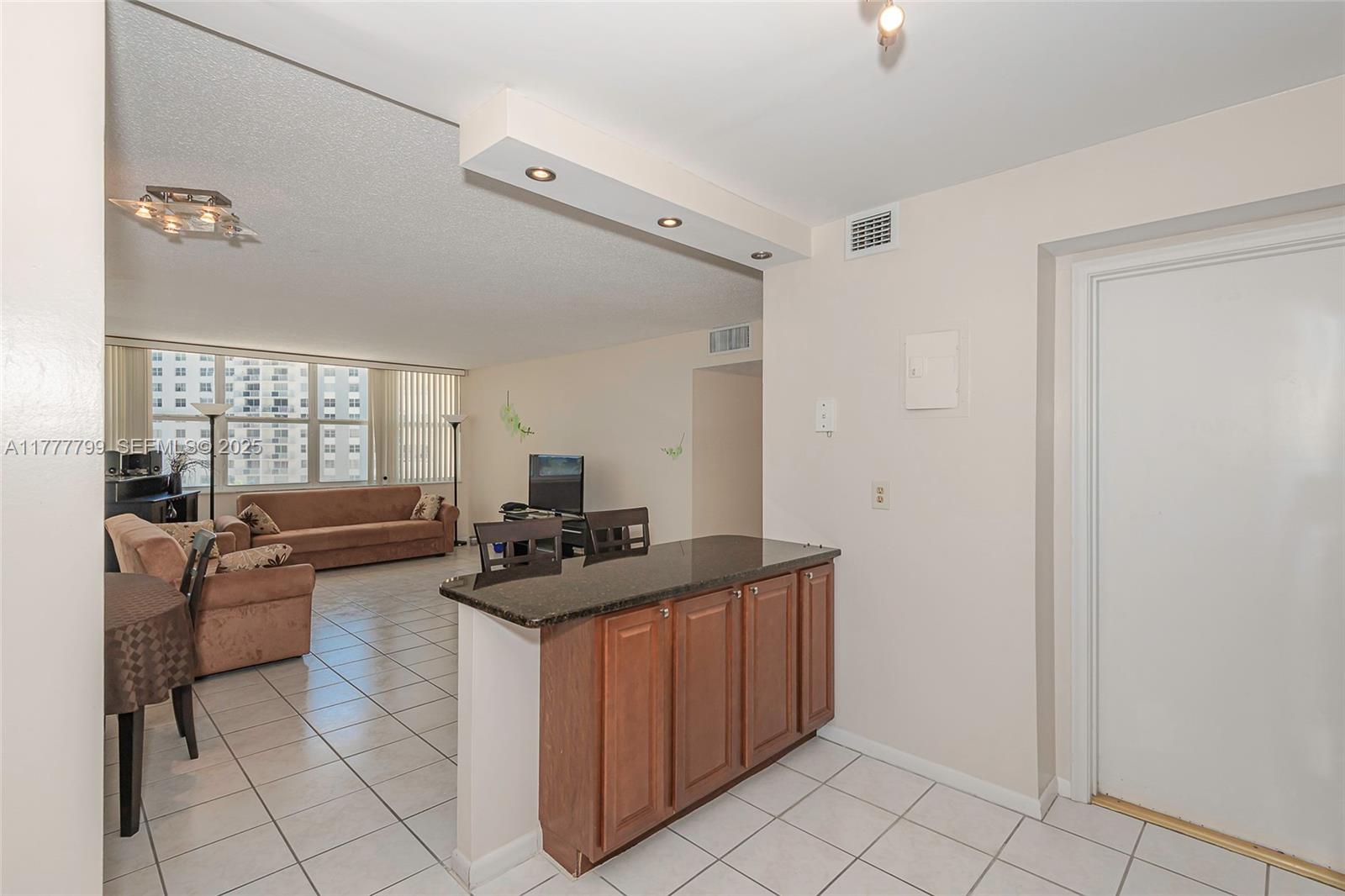 1817 S Ocean Drive 628 Property Photo 16