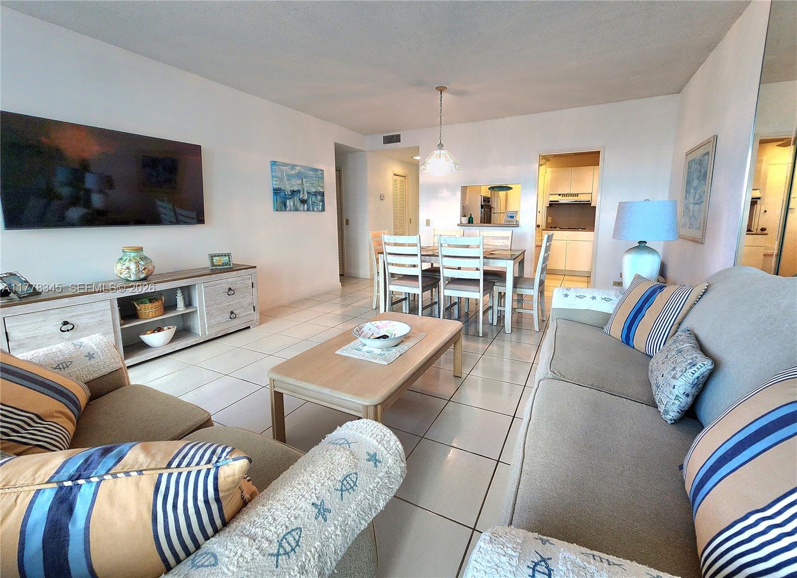 3505 S Ocean Drive 610 Property Photo 6