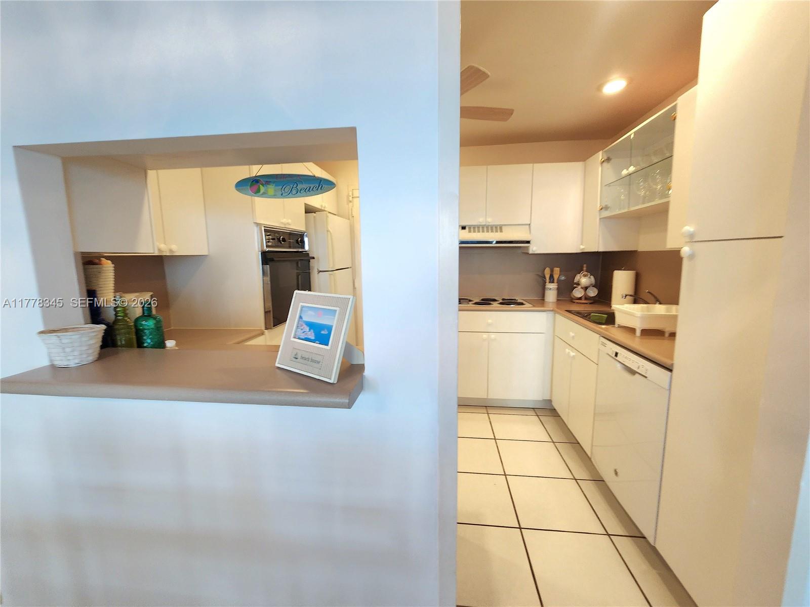 3505 S Ocean Drive 610 Property Photo 9