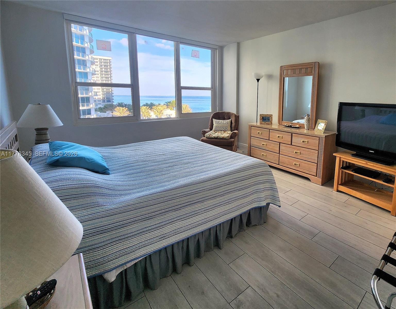 3505 S Ocean Drive 610 Property Photo 10