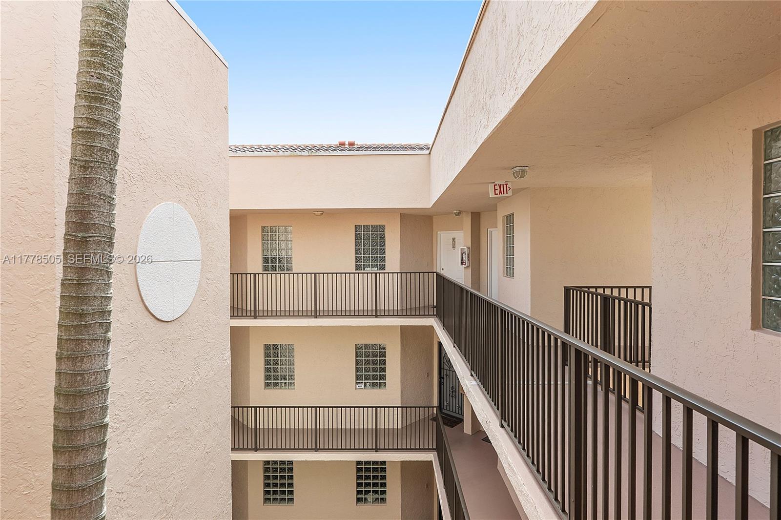 4101 E Coral Tree Circle 313 Property Photo 38
