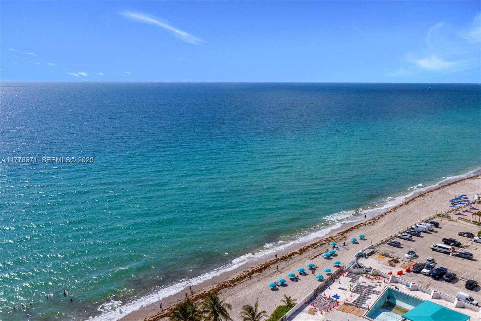 2080 S Ocean Drive Ph9 Property Photo 2