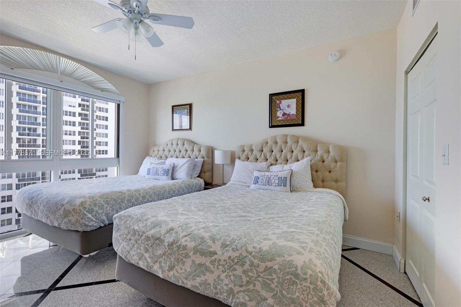 2080 S Ocean Drive Ph9 Property Photo 14