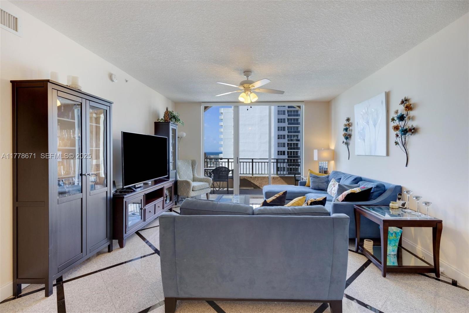 2080 S Ocean Drive Ph9 Property Photo 24