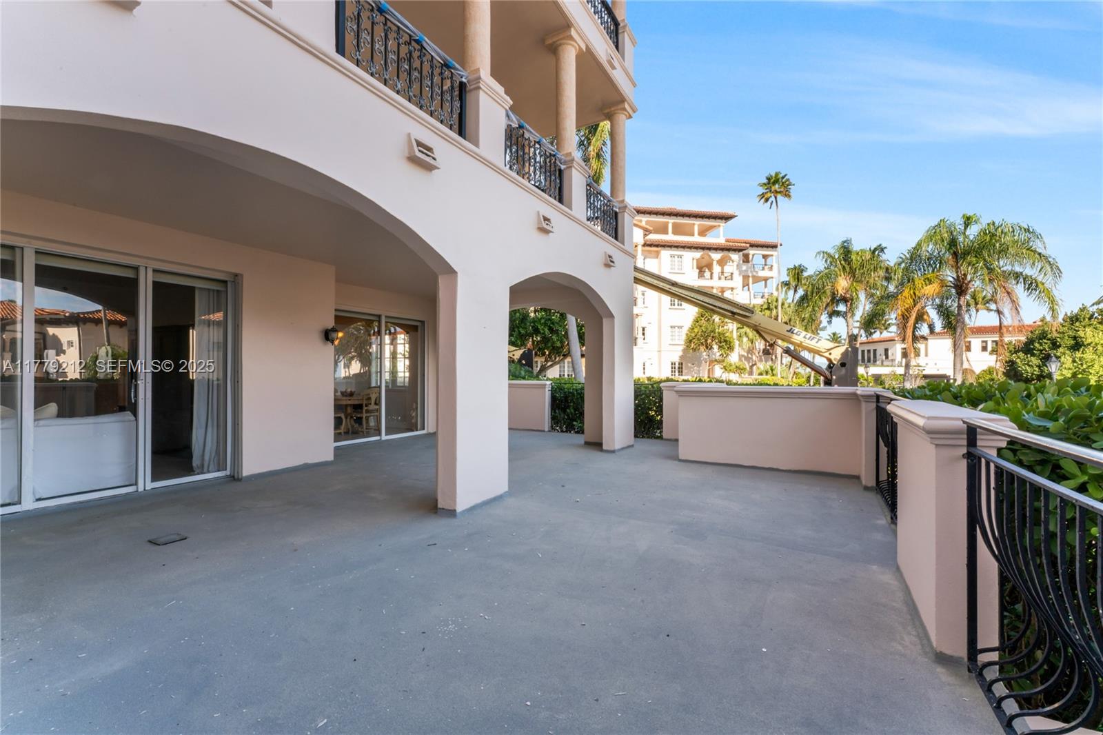 19112 Fisher Island Drive 19112 Property Photo 4