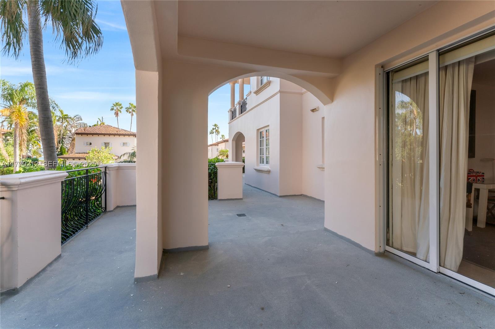19112 Fisher Island Drive 19112 Property Photo 6