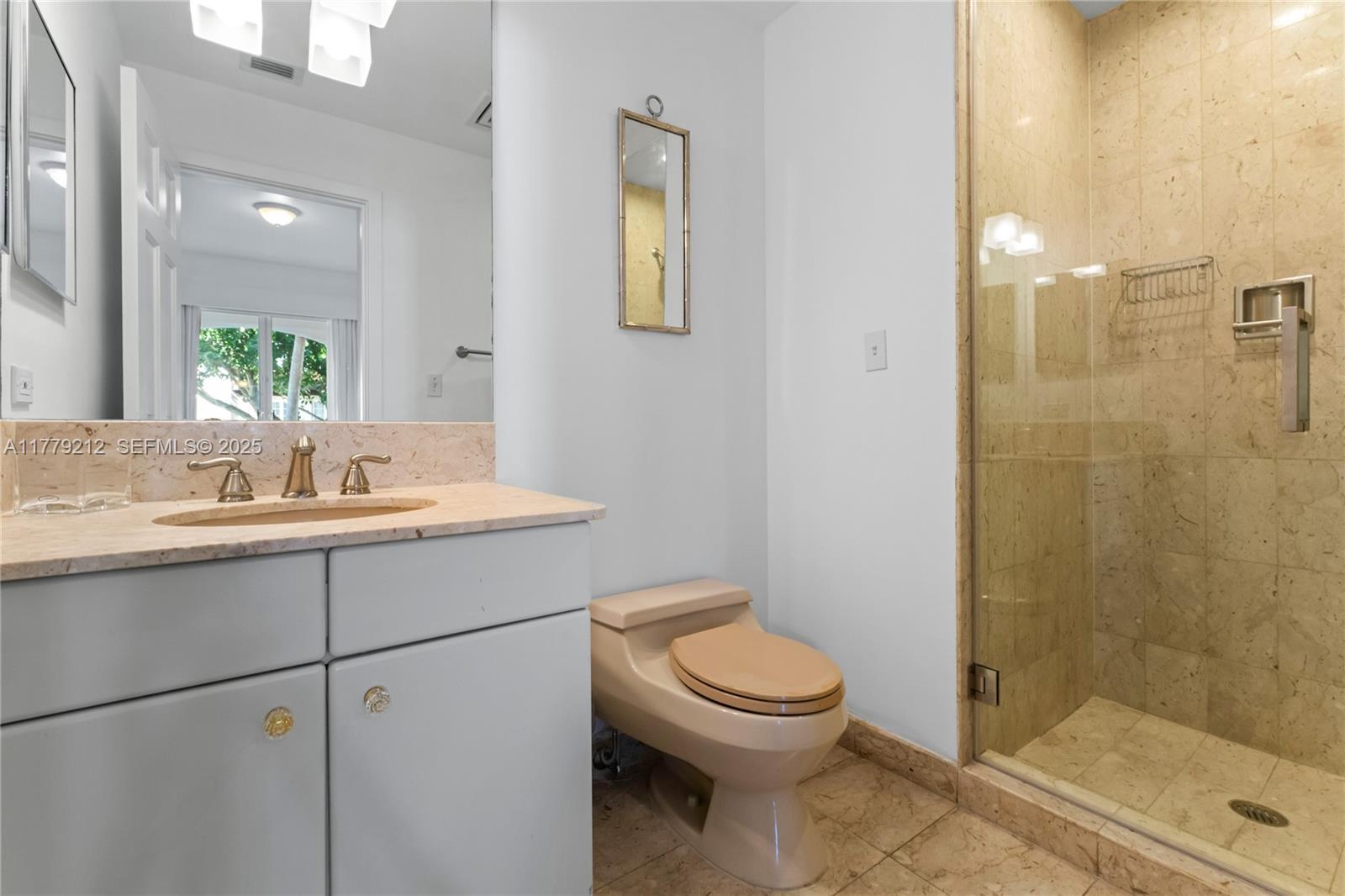 19112 Fisher Island Drive 19112 Property Photo 20