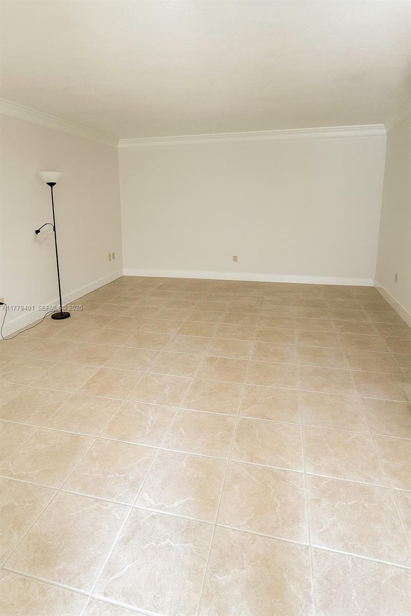800 Ne 199th Street 105d Property Photo 3