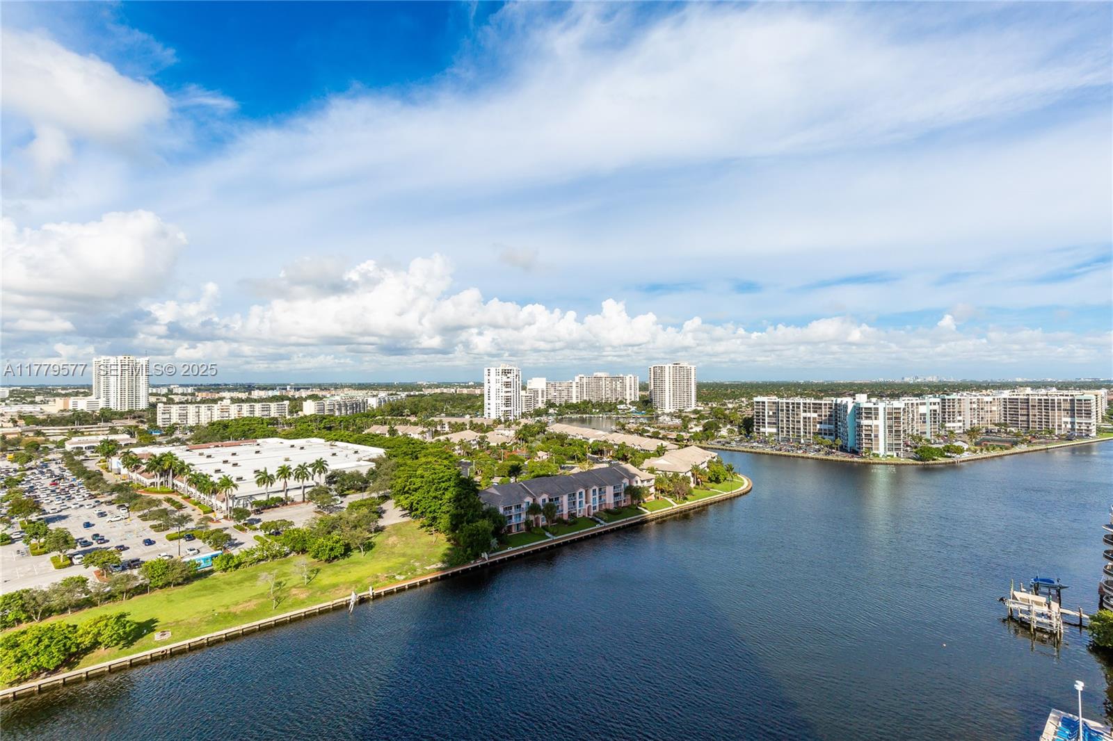 4010 S Ocean Drive R2204 Property Photo 5