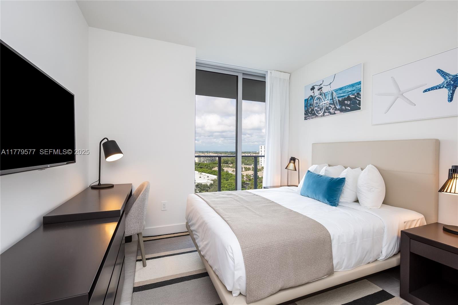 4010 S Ocean Drive R2204 Property Photo 17