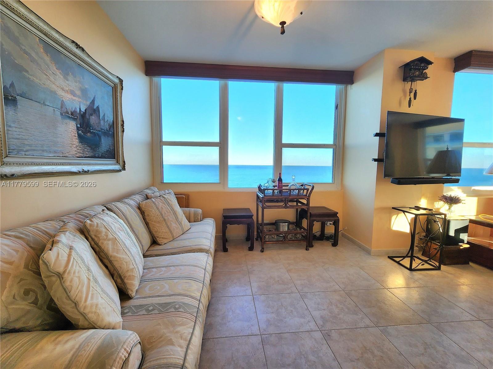 3505 S Ocean Drive 1214 Property Photo 10