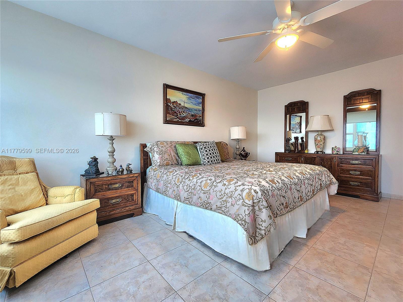 3505 S Ocean Drive 1214 Property Photo 18