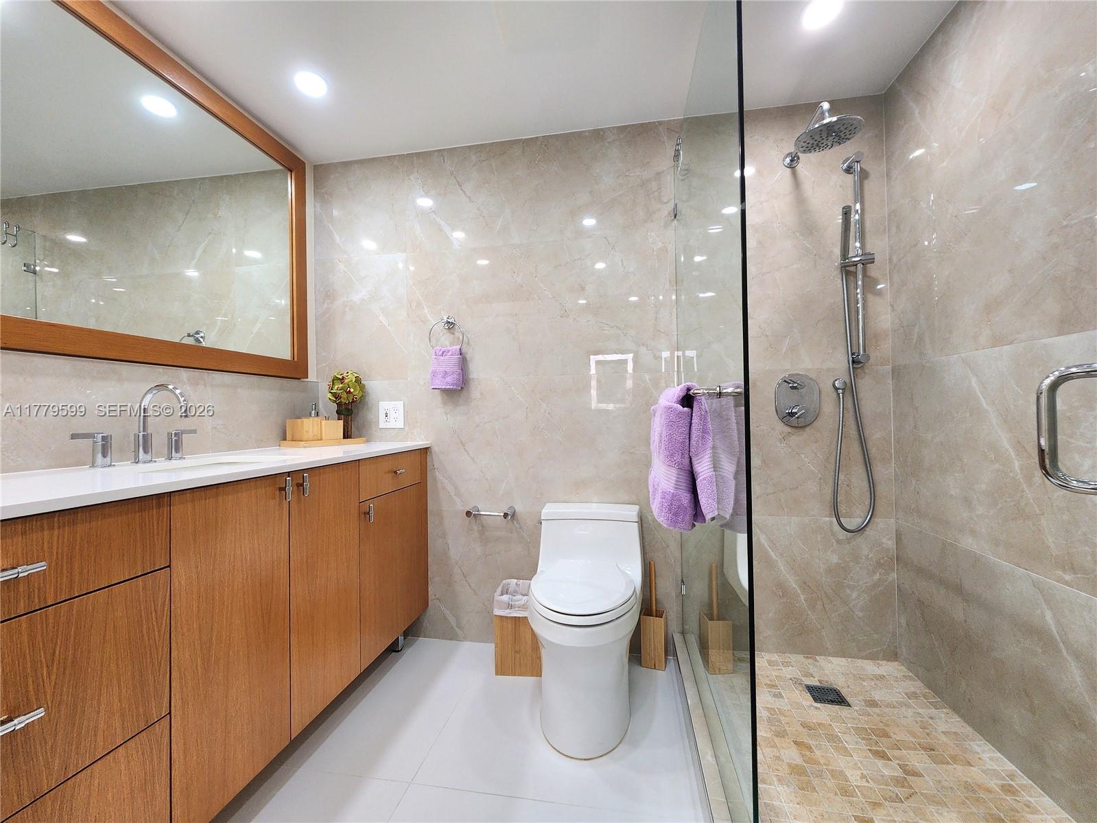 3505 S Ocean Drive 1214 Property Photo 21