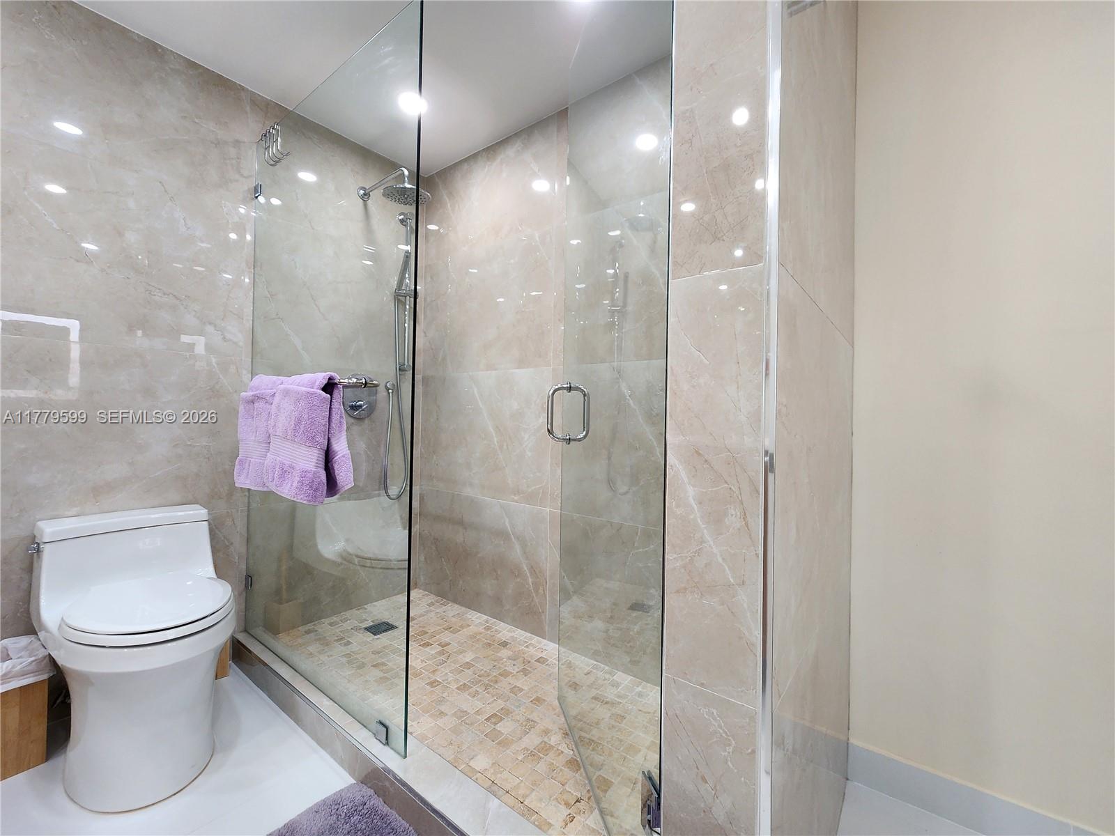 3505 S Ocean Drive 1214 Property Photo 22