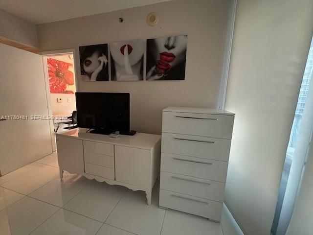 A11780481 Property Photo 6