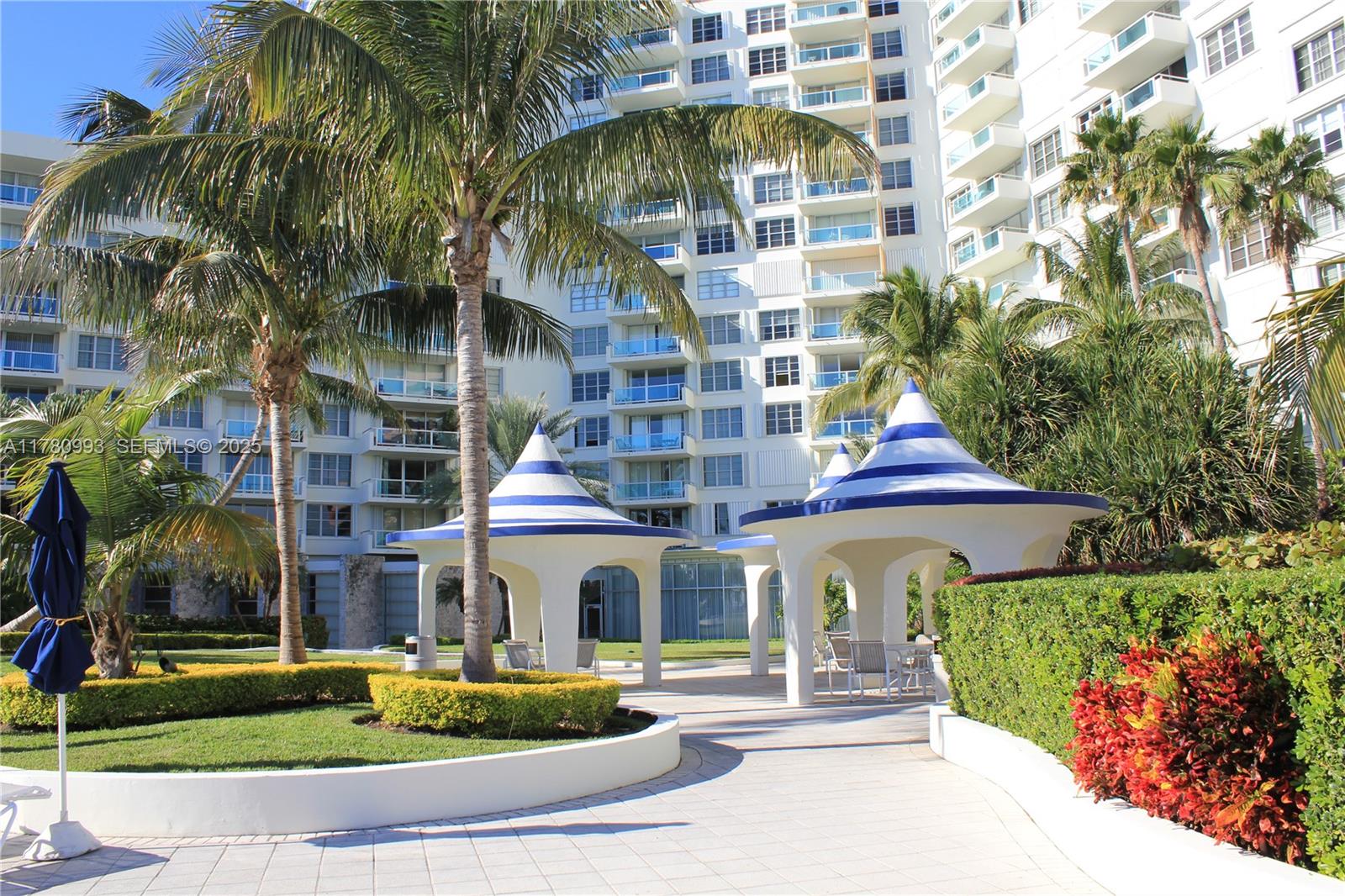 5151 Collins Avenue 924 Property Photo 22