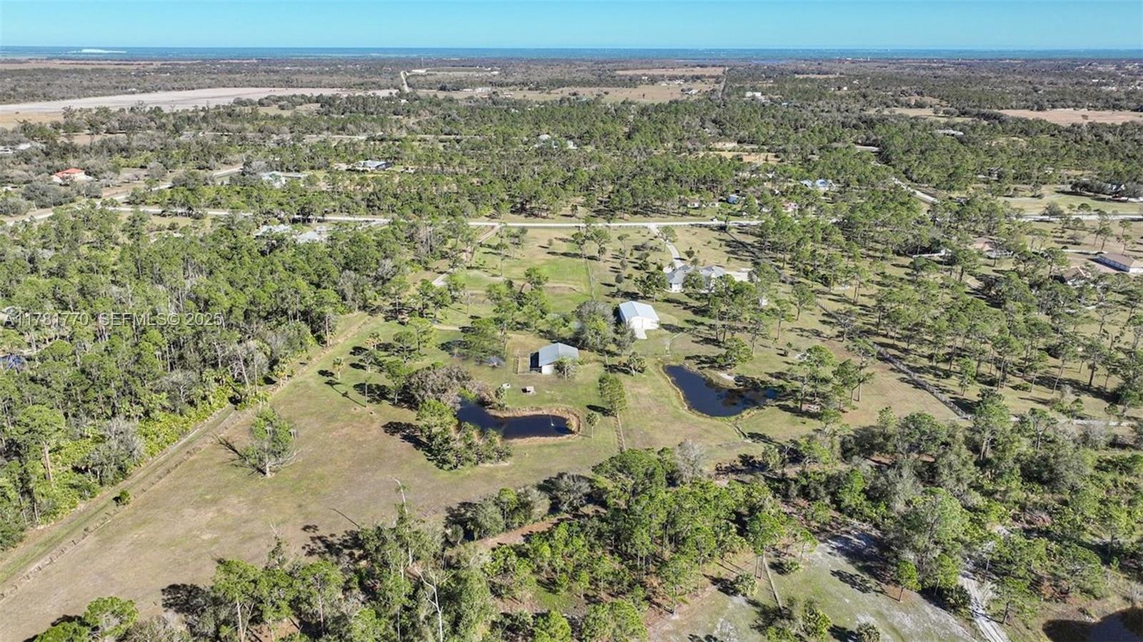 27049 Seeger Drive Property Photo 2