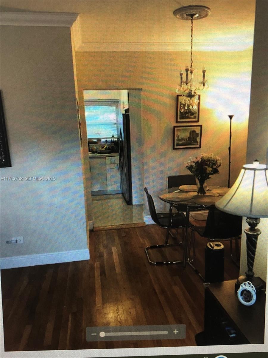 30 Almeria Avenue 6 Property Photo 3