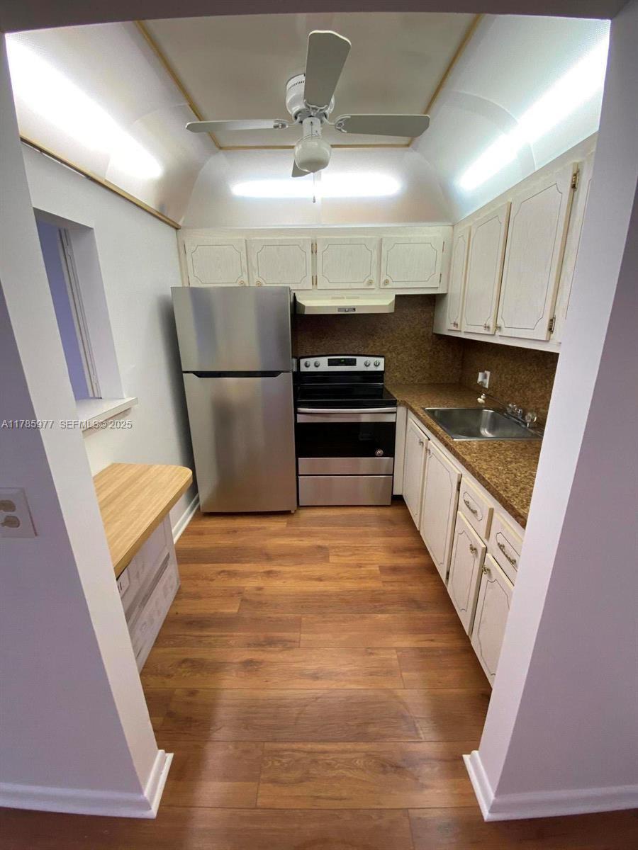 381 Fanshaw J 381 Property Photo 4