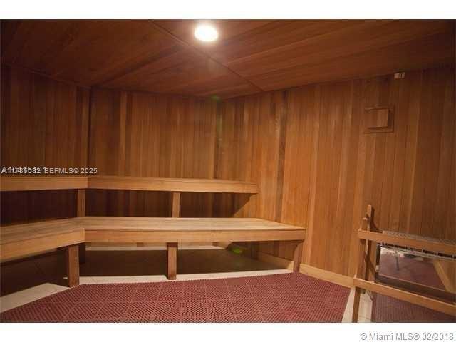 244 Biscayne Boulevard 3004 Property Photo 4