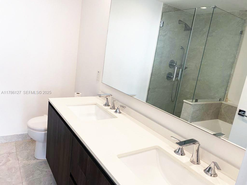 488 Ne 18th Street 4905 Property Photo 9