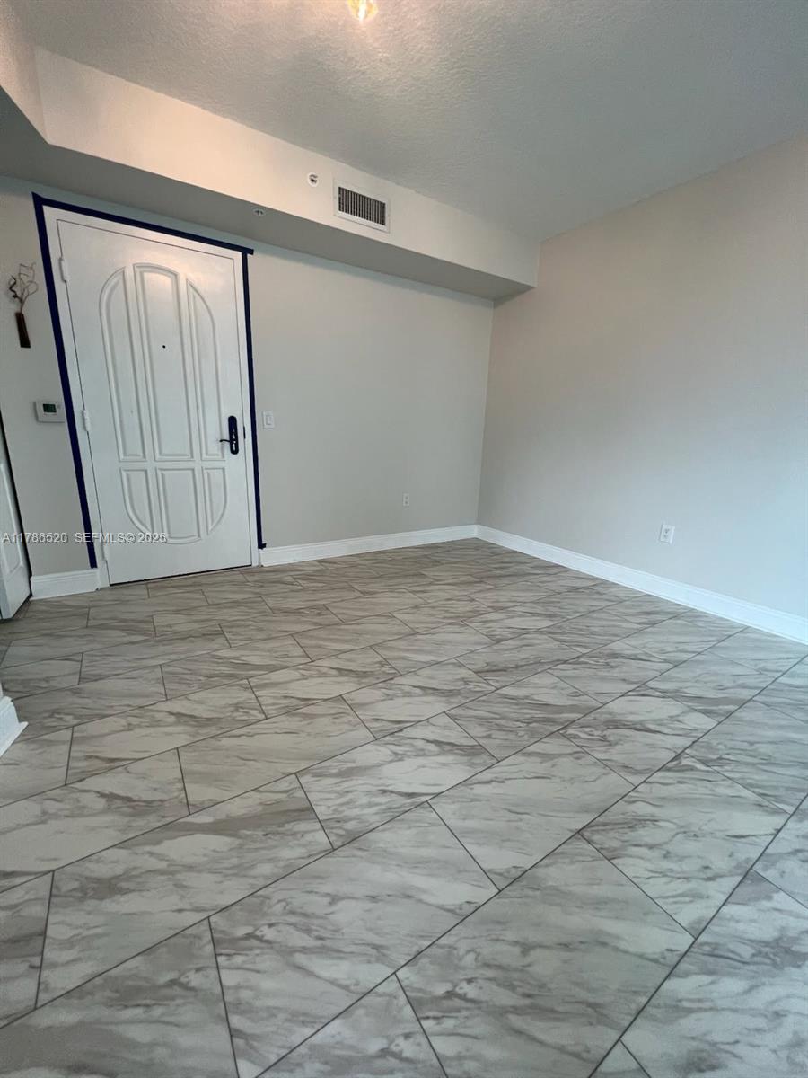 3370 Hidden Bay Drive 610 Property Photo 7