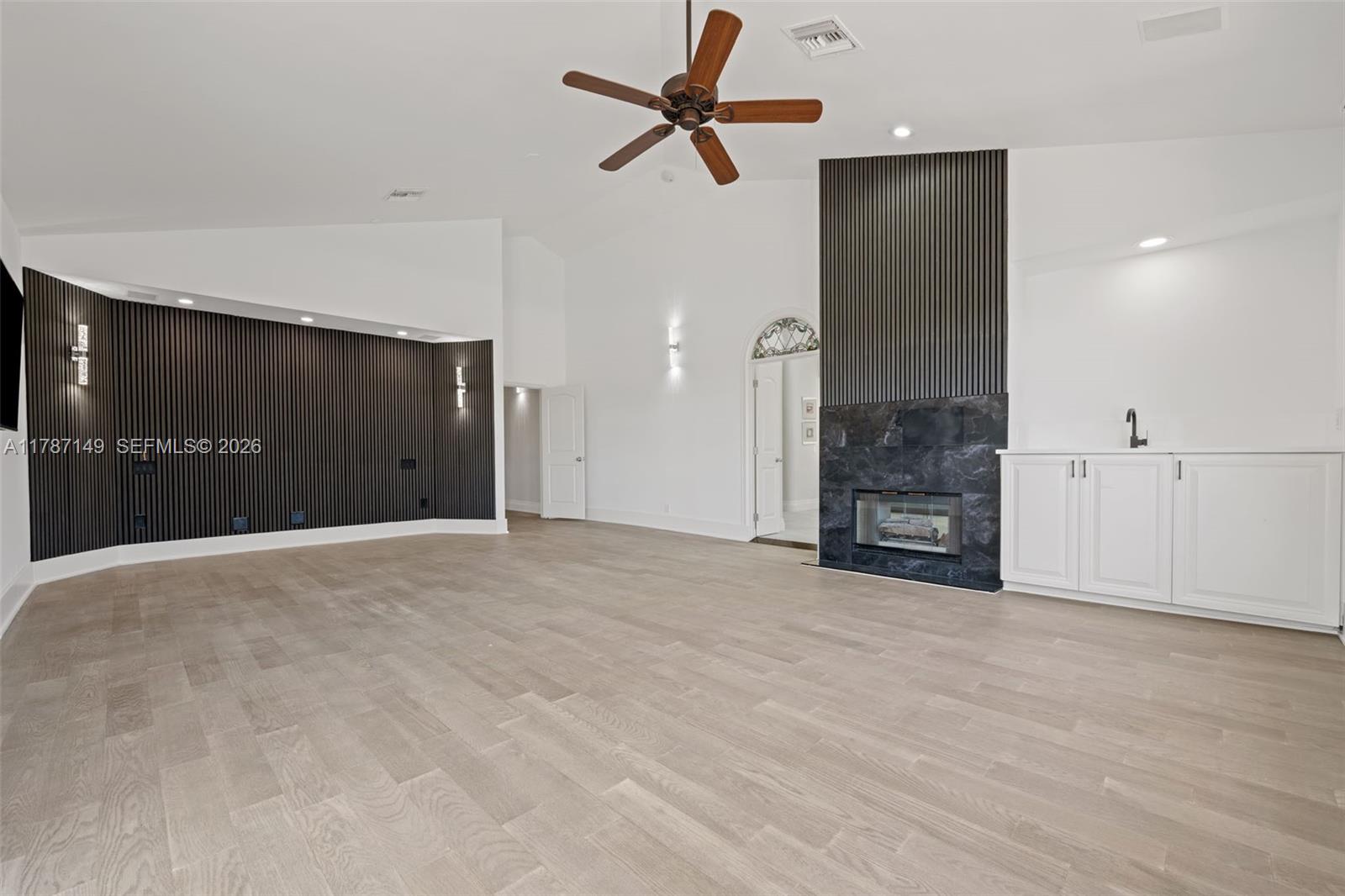 2561 Lucille Drive Property Photo 57