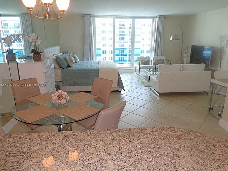 2301 Collins Avenue 1221 Property Photo 12