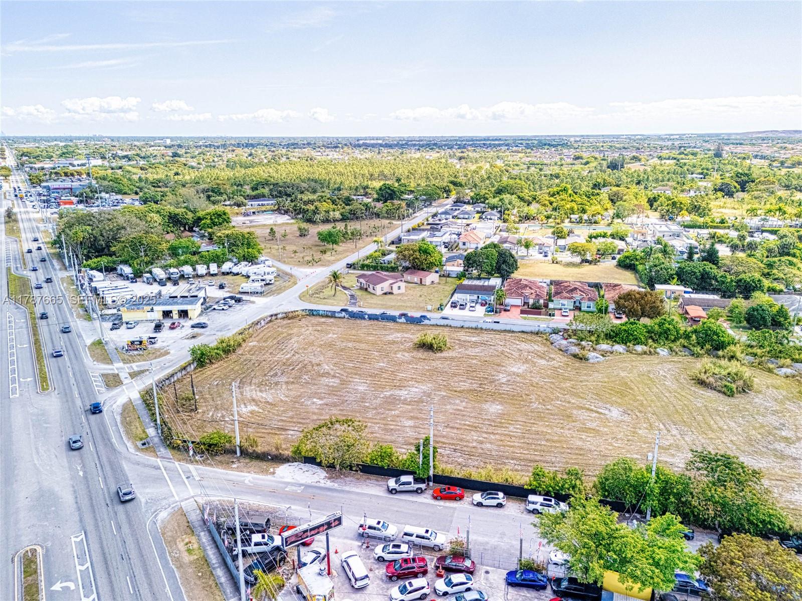 22825 S Dixie Highway Property Photo 34