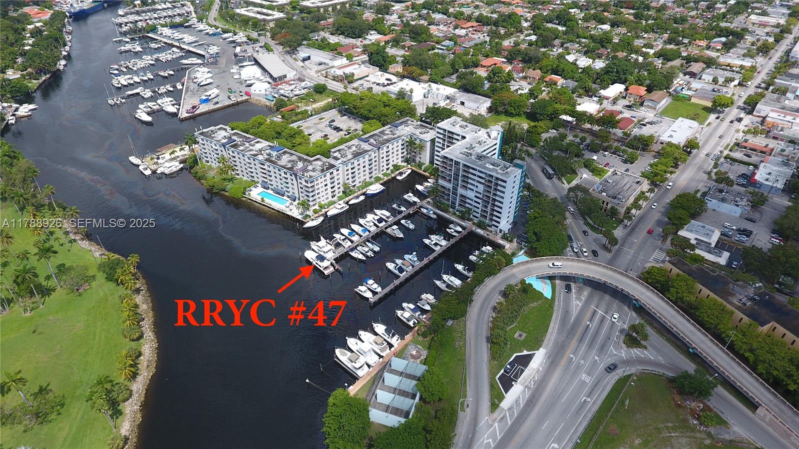 1700 N River Drive Property Photo 3