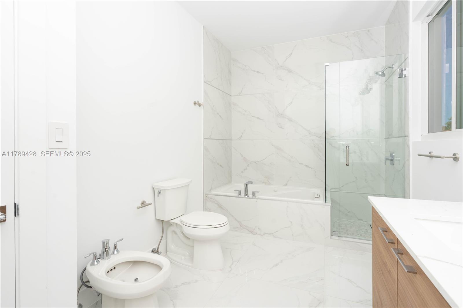 900 Sw 24th Road Property Photo 24