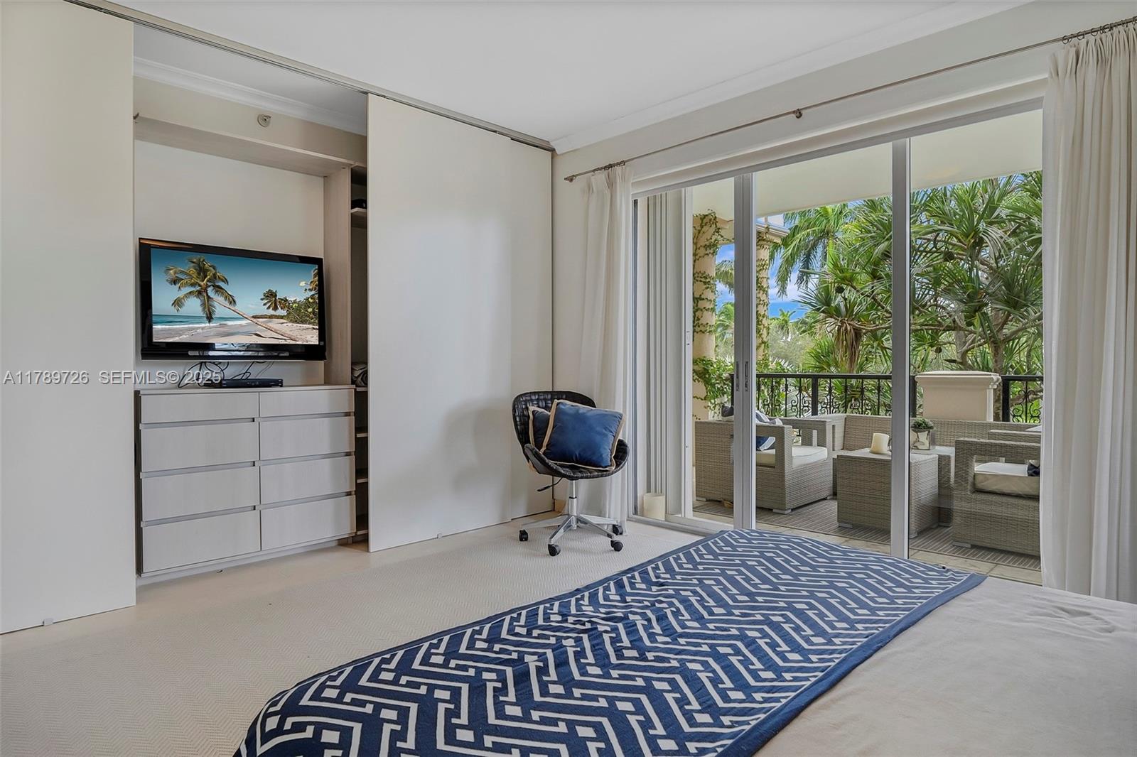19227 Fisher Island Drive 19227 Property Photo 17