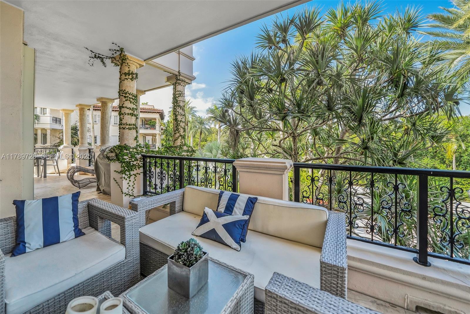 19227 Fisher Island Drive 19227 Property Photo 32
