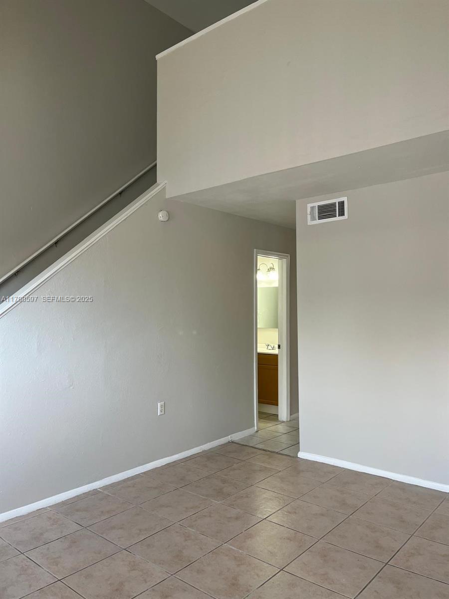 4002 Dolomite A A Property Photo 6