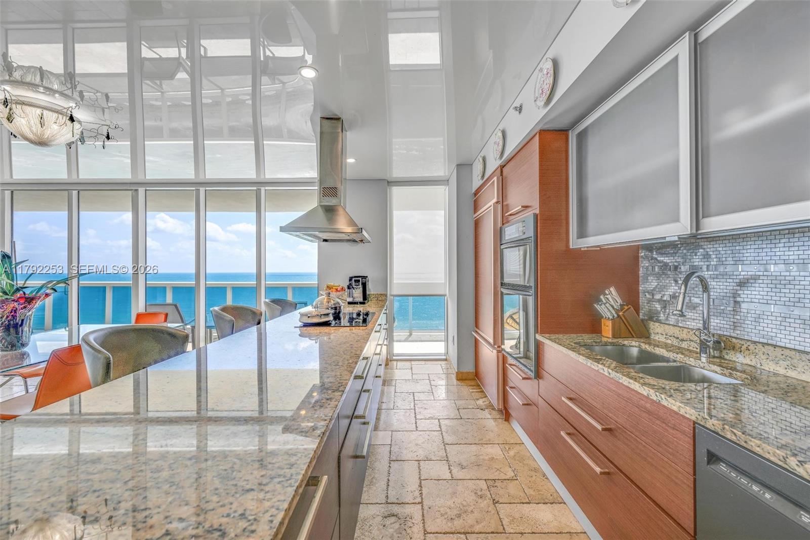 1830 S Ocean Drive 1201 Property Photo 8