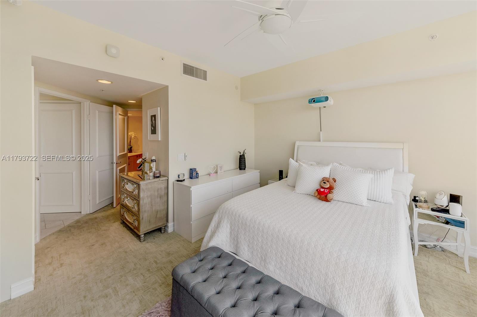 333 Las Olas Way 2401 Property Photo 26