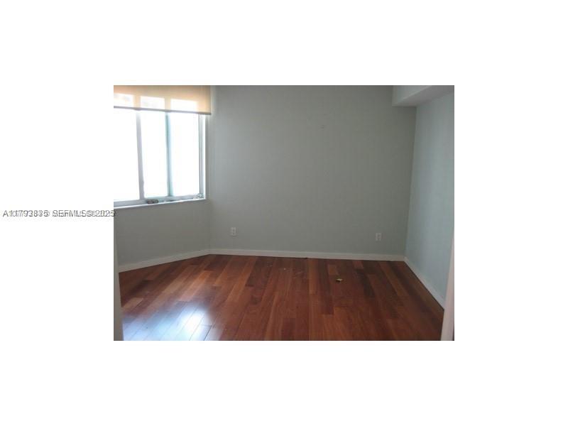 325 S Biscayne Boulevard 3822 Property Photo 10