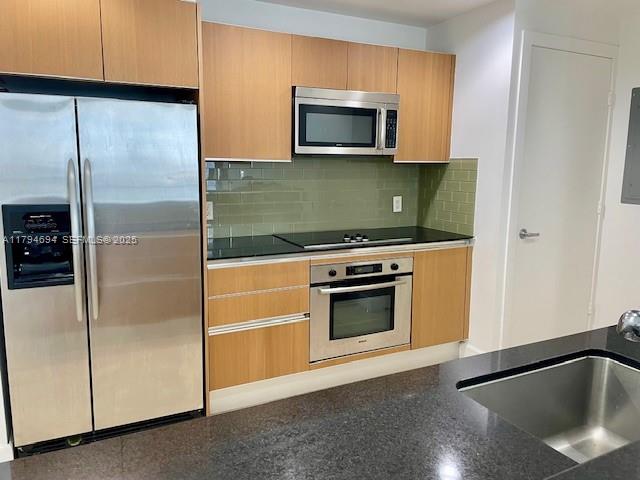 1050 Brickell Avenue 1602 Property Photo 13