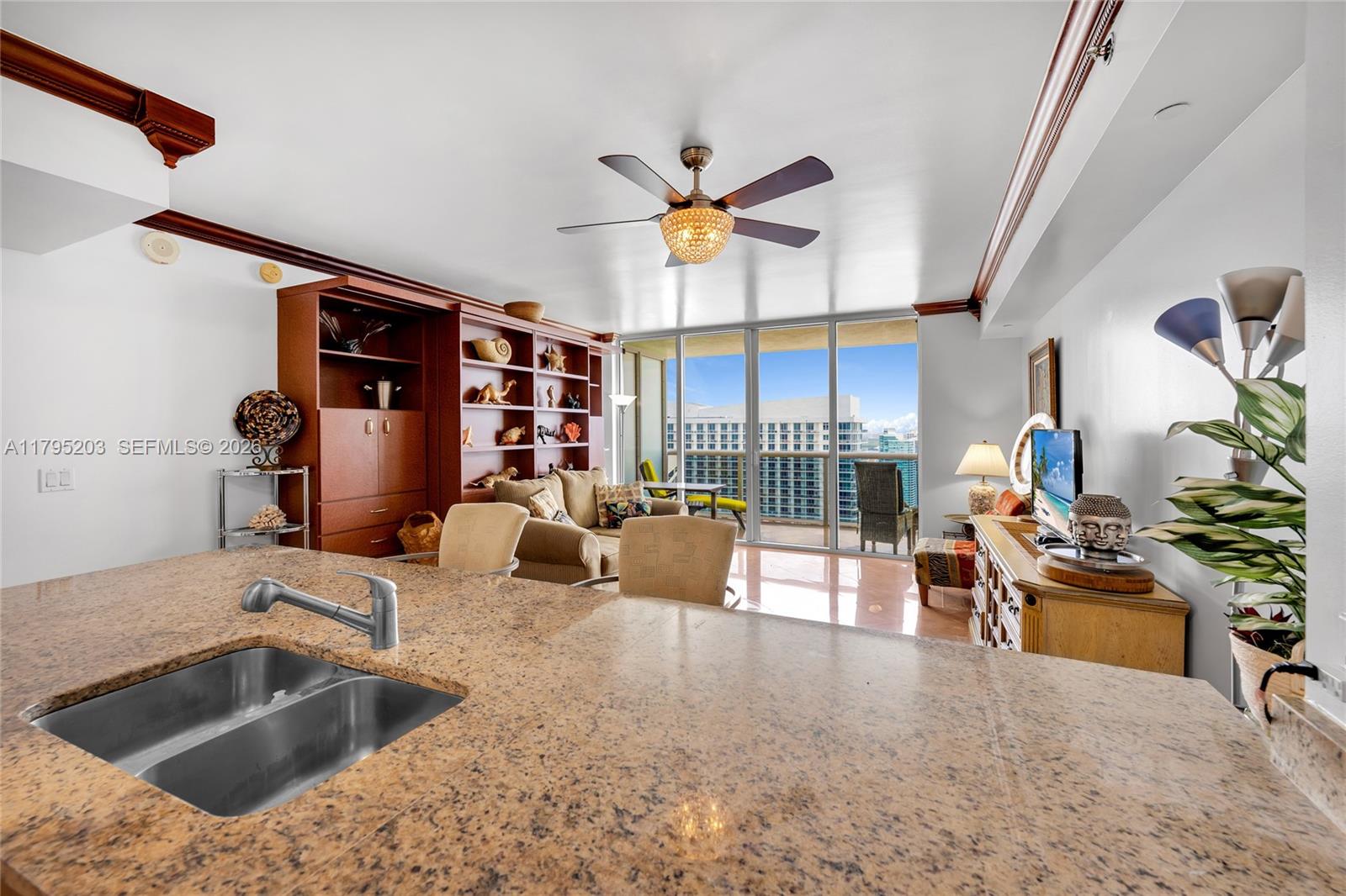 1830 S Ocean Drive 4712 Property Photo 2