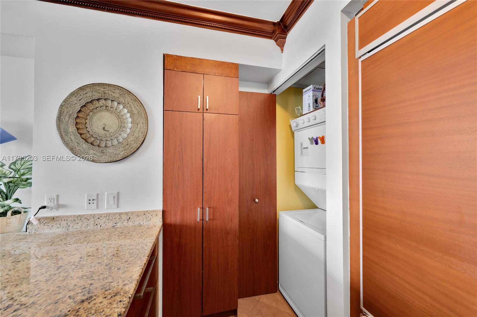 1830 S Ocean Drive 4712 Property Photo 9