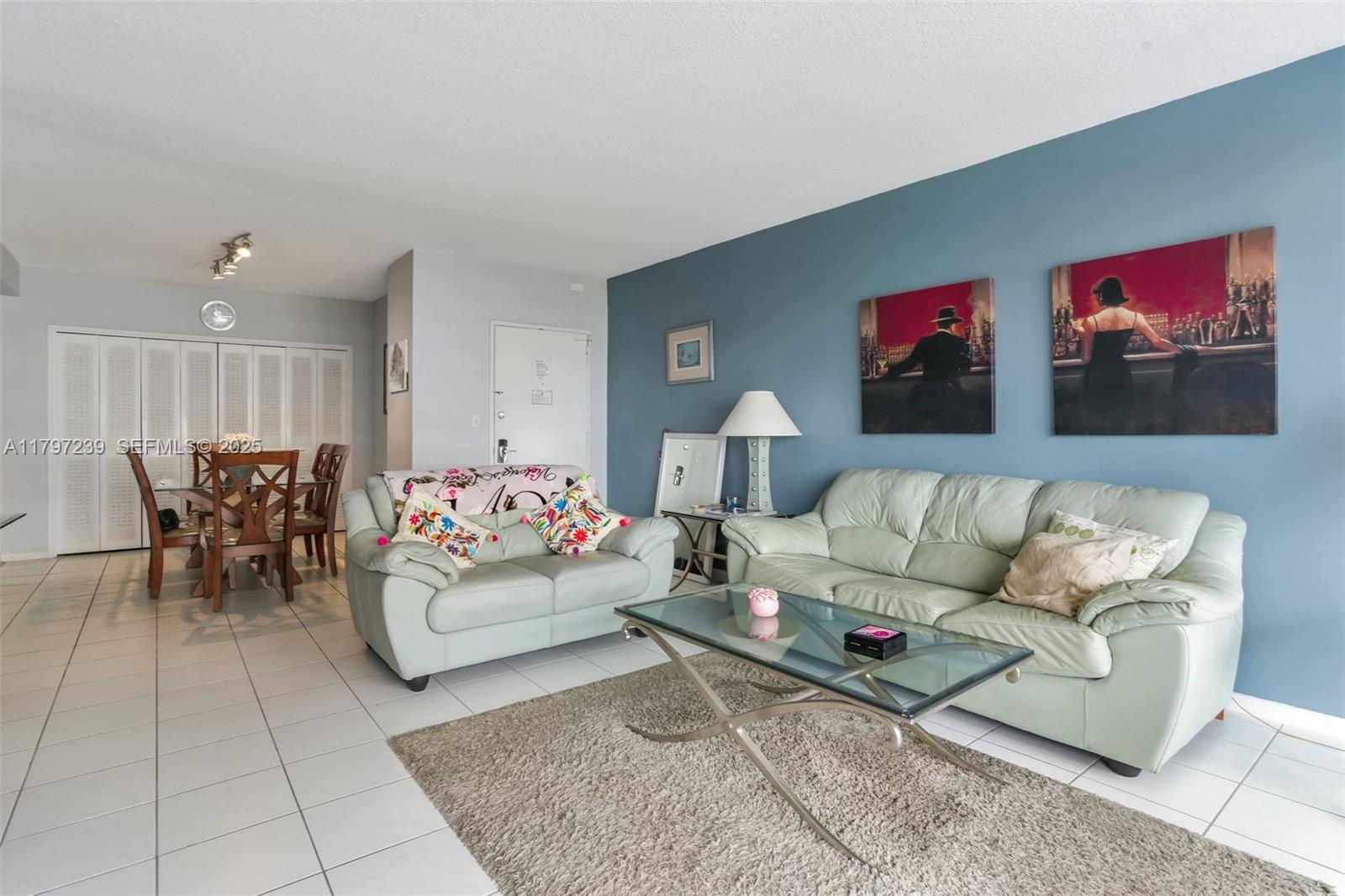 5601 Collins Avenue 615 Property Photo 14