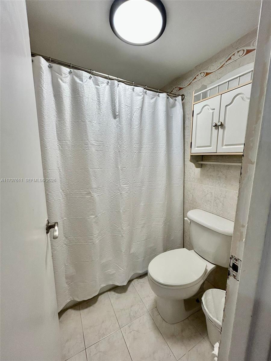 100 Lincoln Road 1220 Property Photo 8